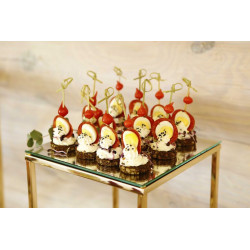 Skaistė Lyderė, maitinimo paslauga